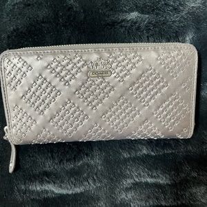 Coach wallet silver woven